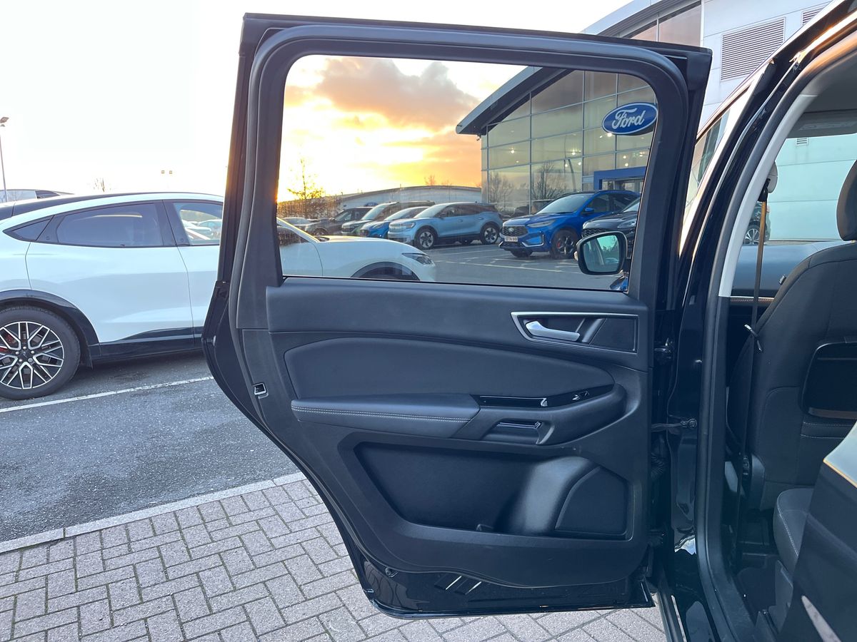 Used Ford Galaxy 2022 for sale - 76905622: Photo 31