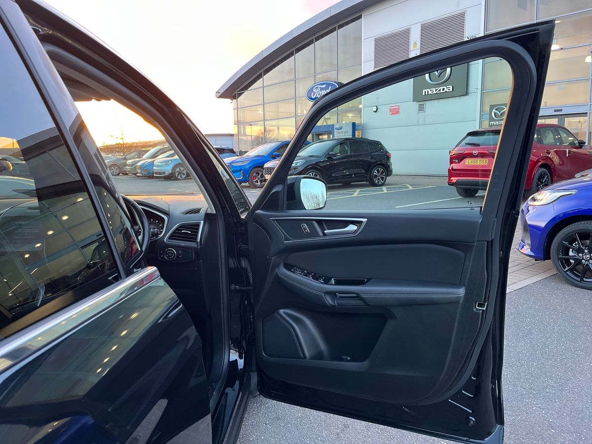 Used Ford Galaxy 2022 for sale - 76905622: Photo 51