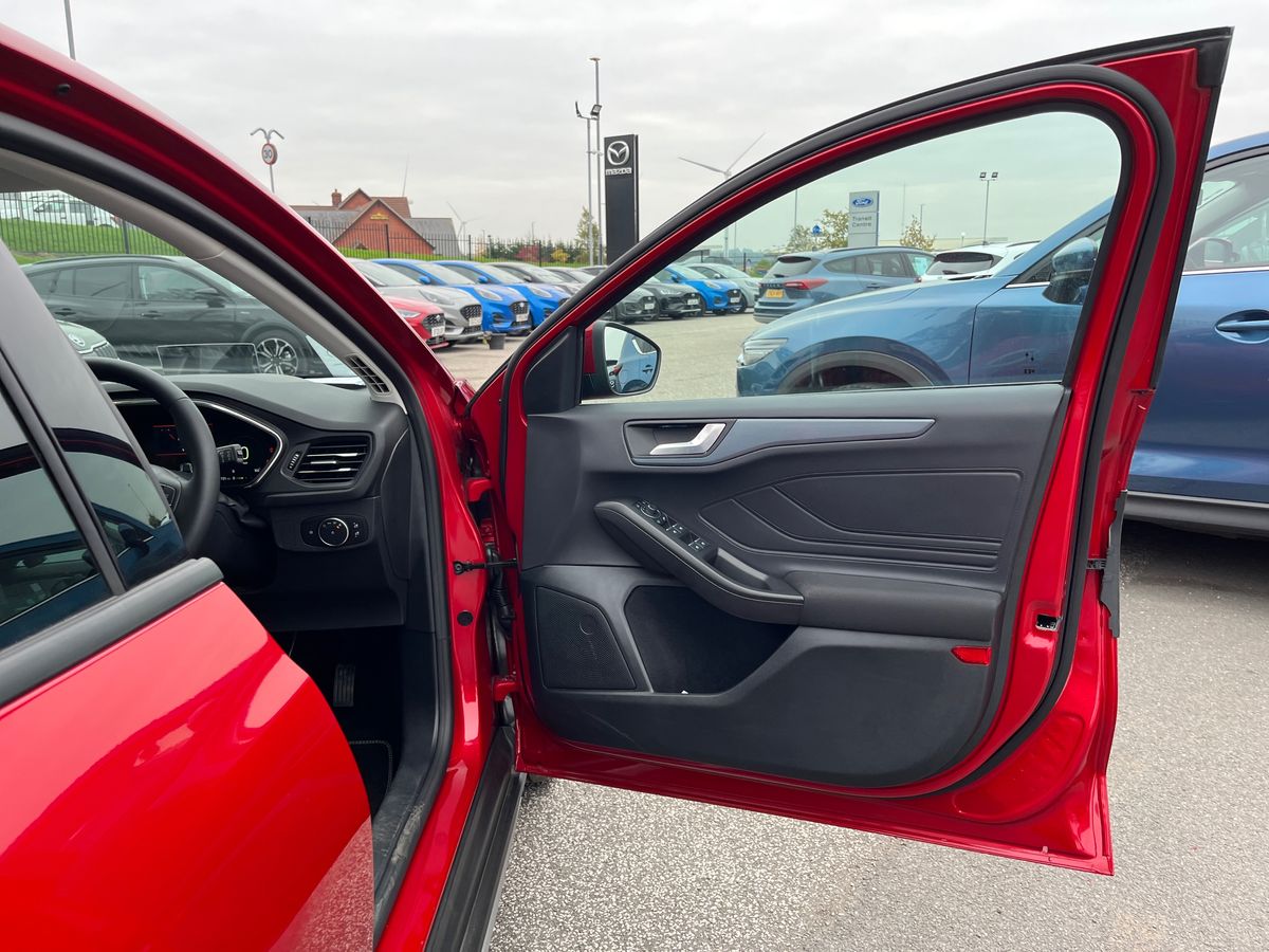 Used Ford Focus 2025 for sale - 76310955: Photo 57