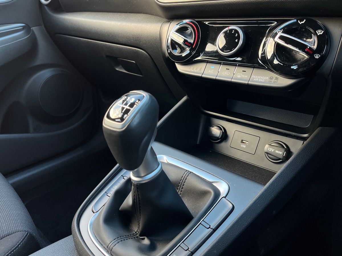 Used Hyundai KONA 2022 for sale - 76735969: Photo 17