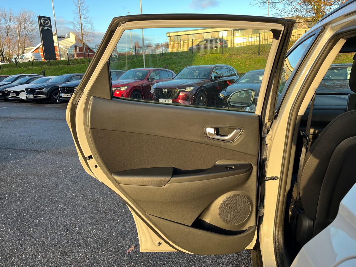 Used Hyundai KONA 2022 for sale - 76735969: Photo 29