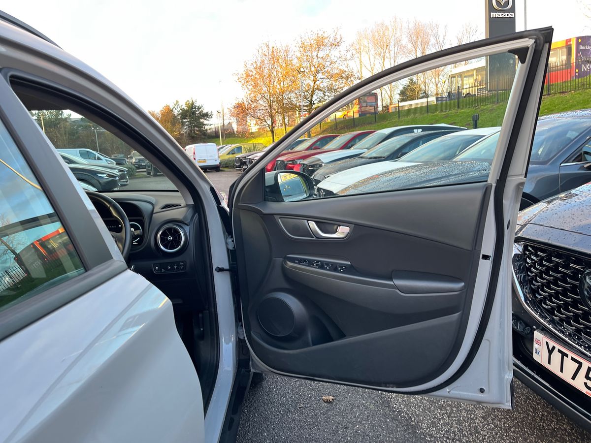 Used Hyundai KONA 2022 for sale - 76735969: Photo 42