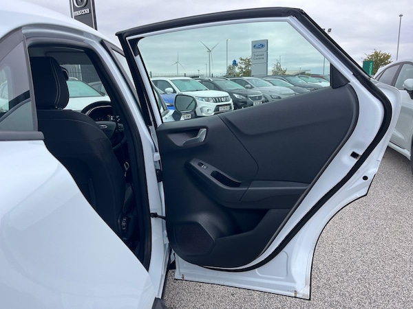 Used Ford Puma 2024 for sale - 76243640: Photo 33