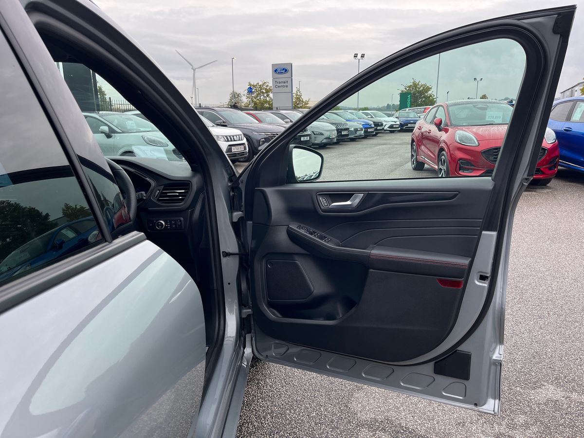 Used Ford Kuga 2022 for sale - 76142156: Photo 60