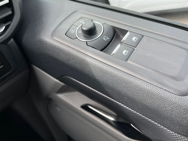 Used Ford Transit Custom 2024 for sale - 76192228: Photo 17