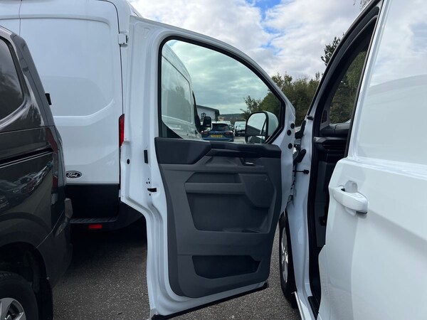 Used Ford Transit Custom 2024 for sale - 76192228: Photo 30