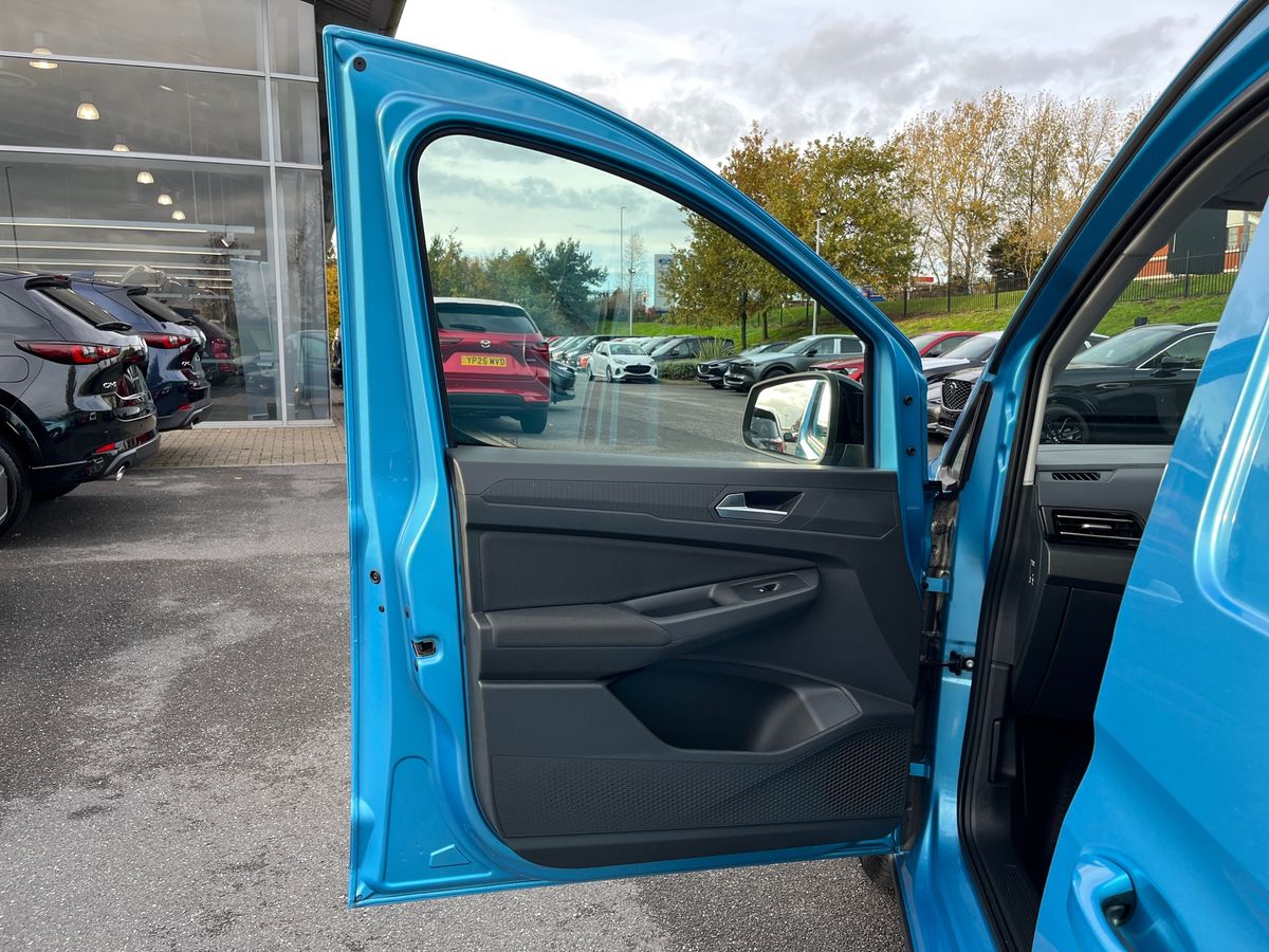 Used Ford Transit Connect 2025 for sale - 76391972: Photo 30