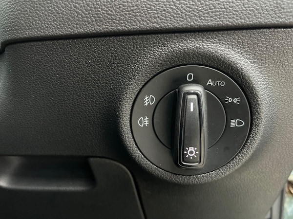 Used Skoda Karoq 2018 for sale - 76310911: Photo 43