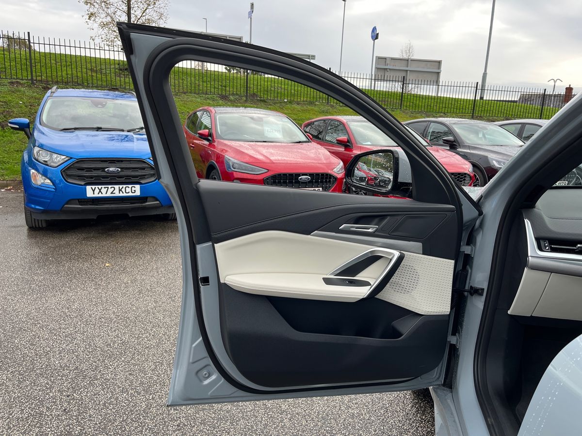 Used BMW iX2 2025 for sale - 76351865: Photo 36