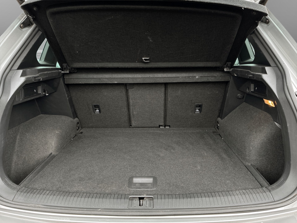 Used Volkswagen Tiguan 2018 for sale - 78053889: Photo 12