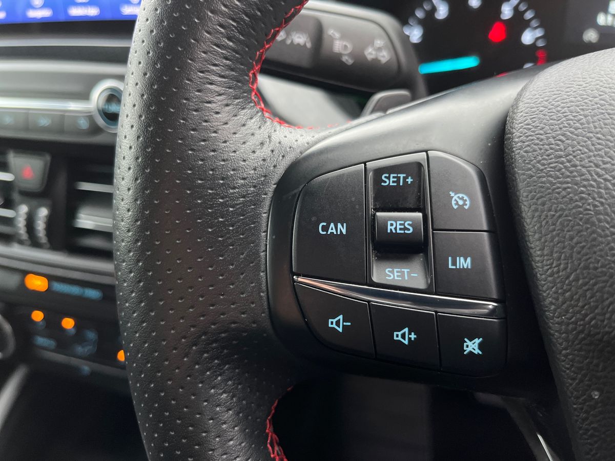 Used Ford Focus 2021 for sale - 76565825: Photo 16