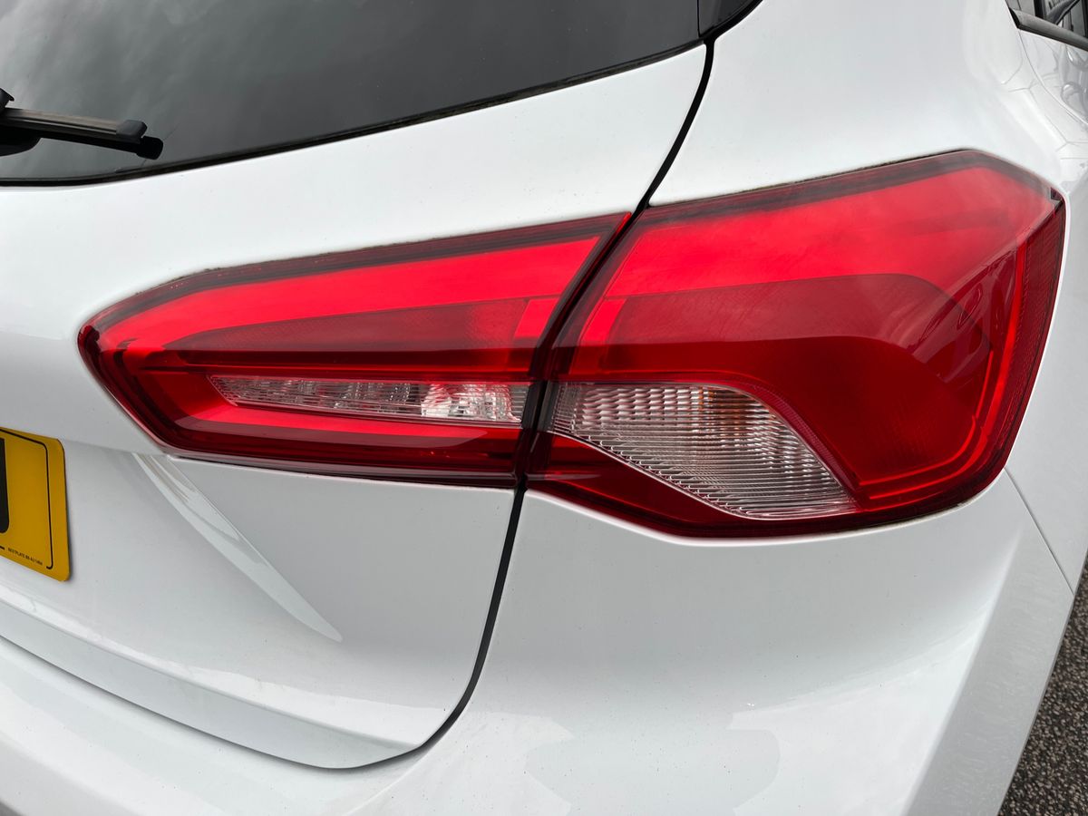 Used Ford Focus 2021 for sale - 76565825: Photo 22