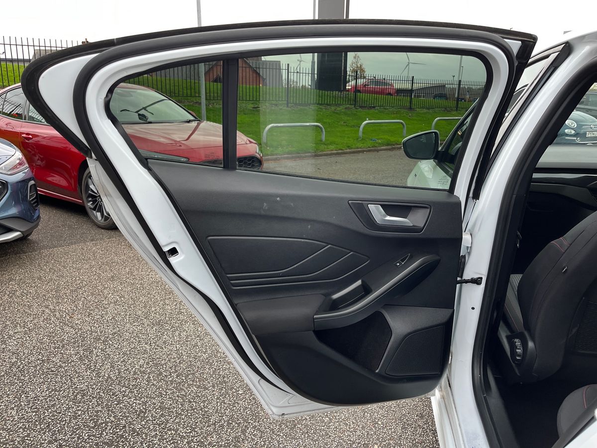 Used Ford Focus 2021 for sale - 76565825: Photo 28