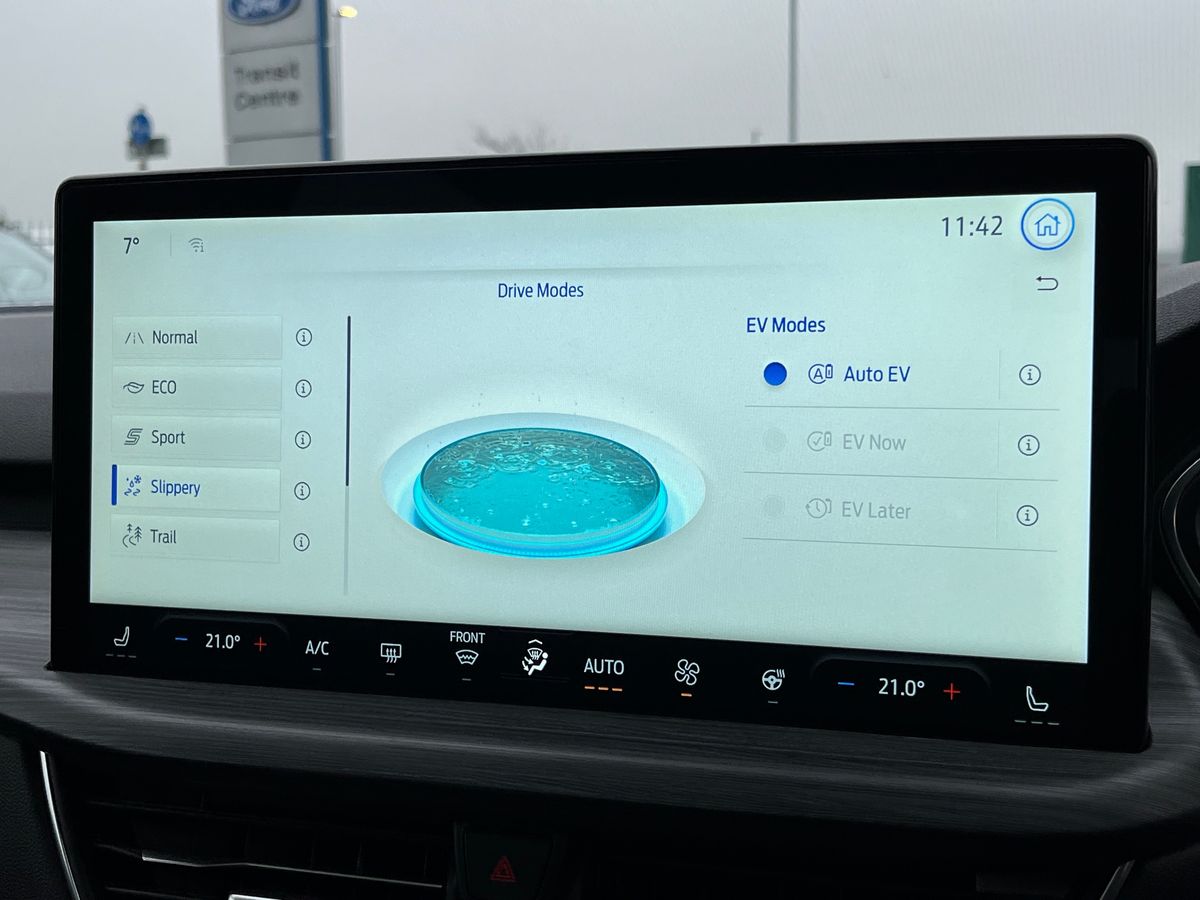 Used Ford Kuga 2025 for sale - 77517017: Photo 47