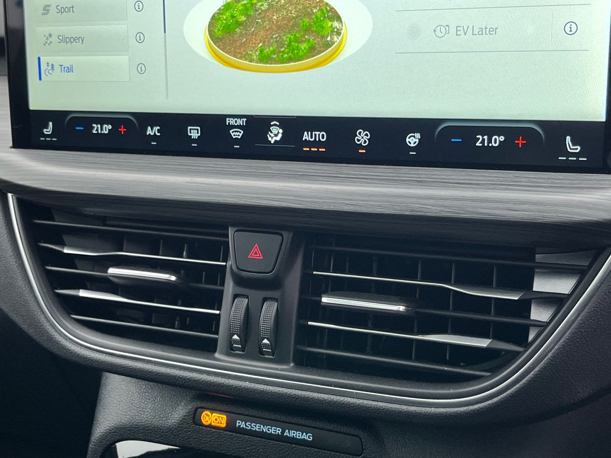 Used Ford Kuga 2025 for sale - 77517017: Photo 51