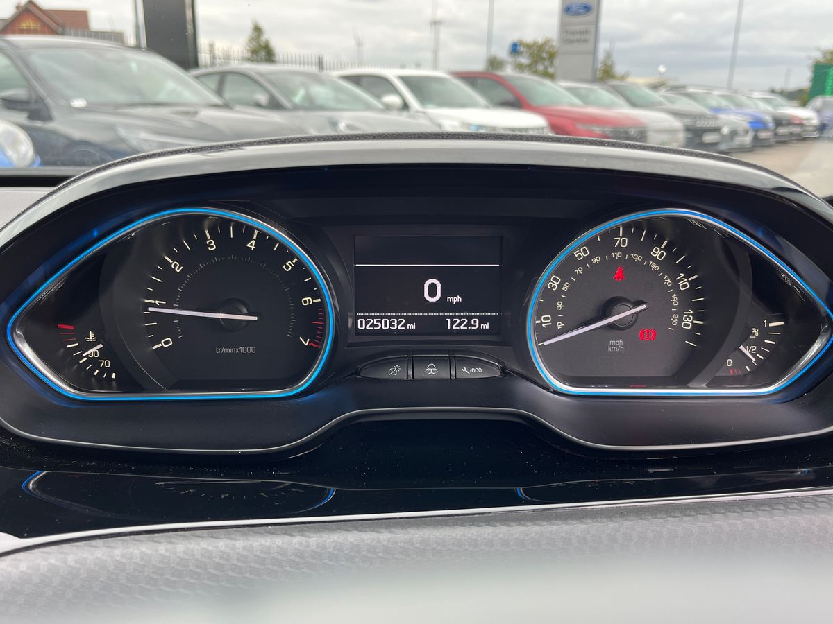 Used Peugeot 2008 2019 for sale - 76090294: Photo 14