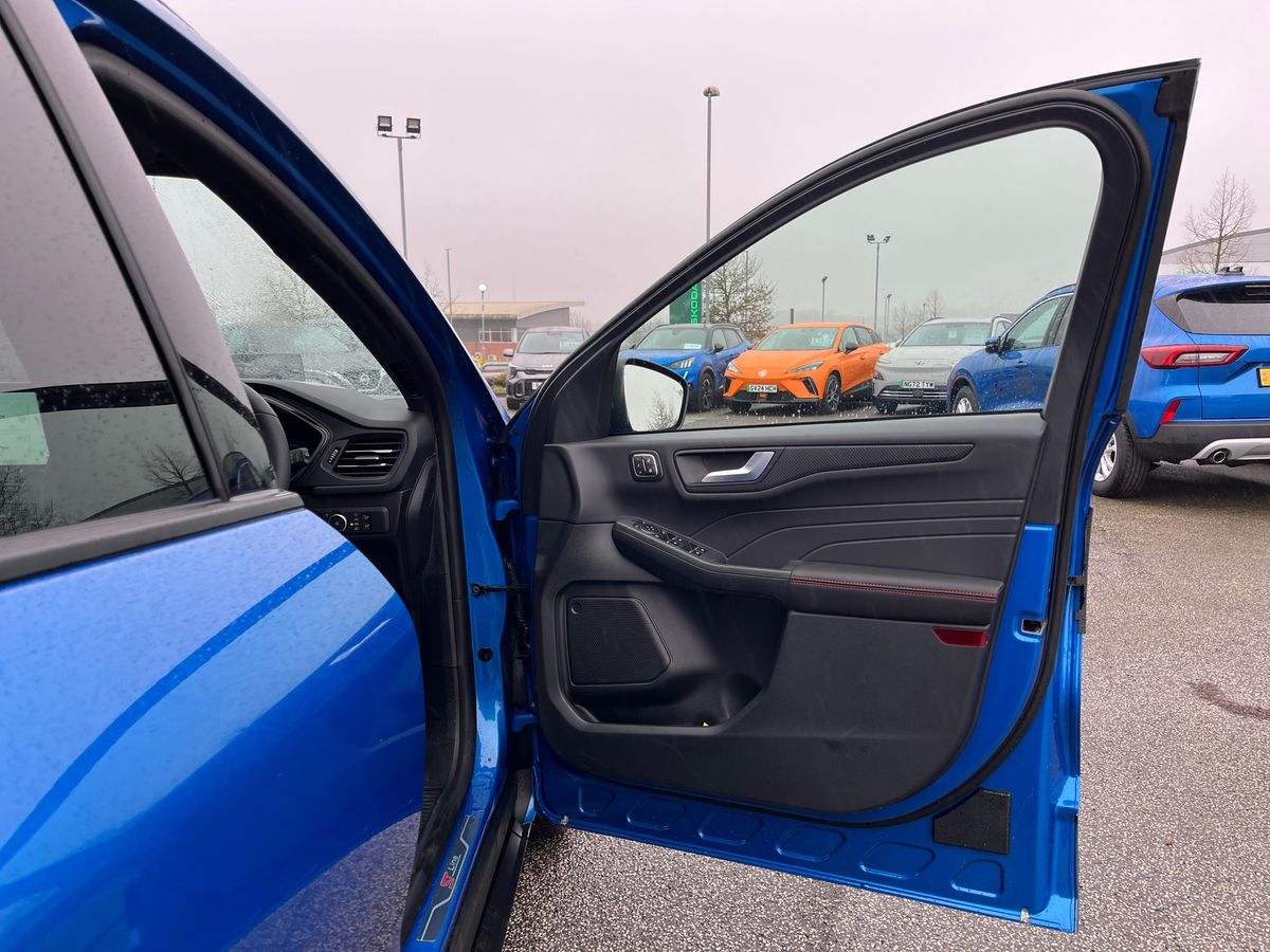 Used Ford Kuga 2025 for sale - 77516973: Photo 43