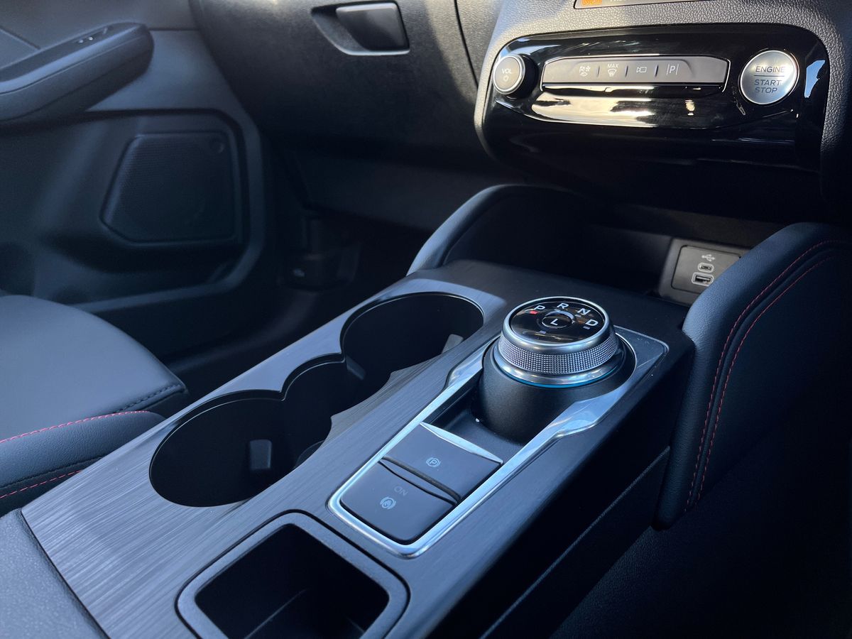 Used Ford Kuga 2025 for sale - 76905691: Photo 17