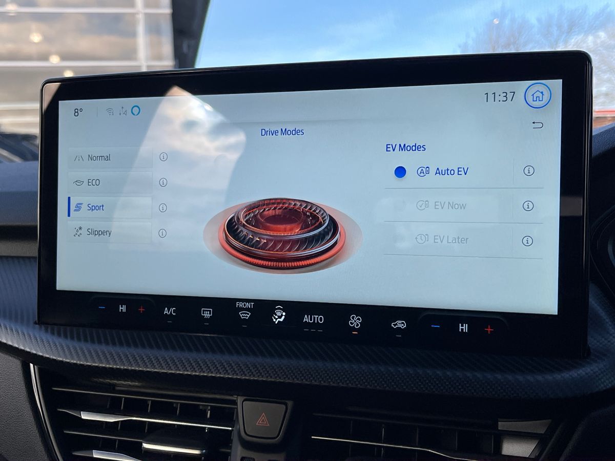 Used Ford Kuga 2025 for sale - 76905691: Photo 43