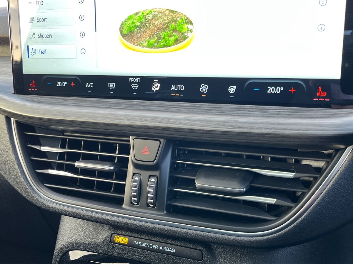 Used Ford Kuga 2024 for sale - 76905611: Photo 52