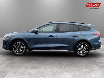 Used Ford Focus 2025 for sale - 77542755: Photo