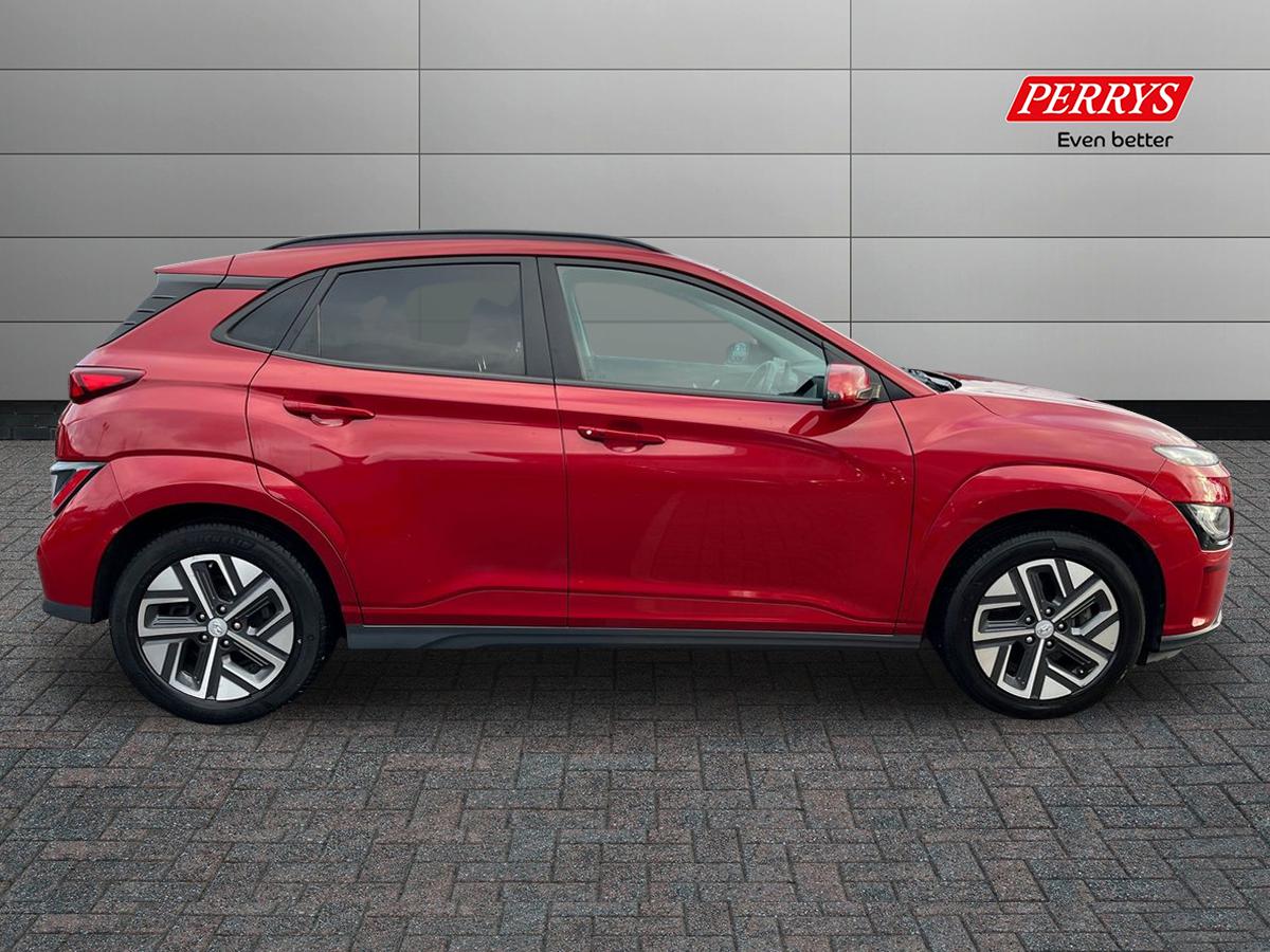Used Hyundai KONA 2021 for sale - 76669310: Photo 3