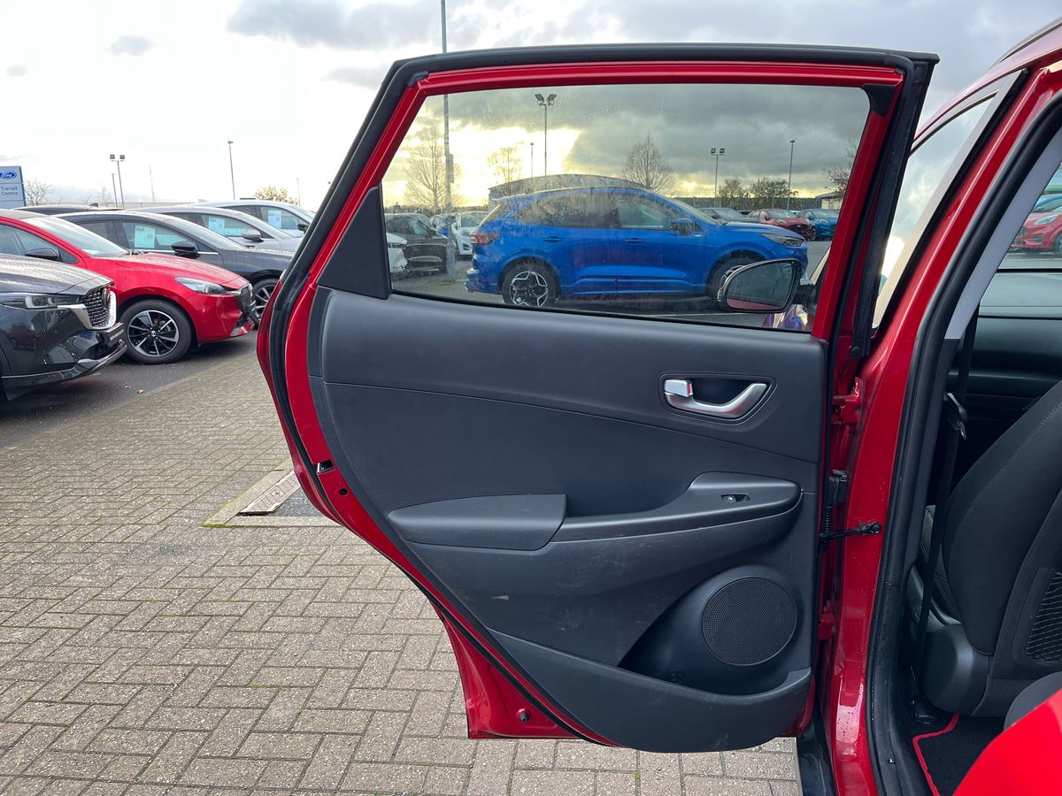 Used Hyundai KONA 2021 for sale - 76669310: Photo 30