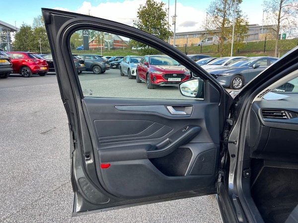 Used Ford Focus 2024 for sale - 76090283: Photo 42