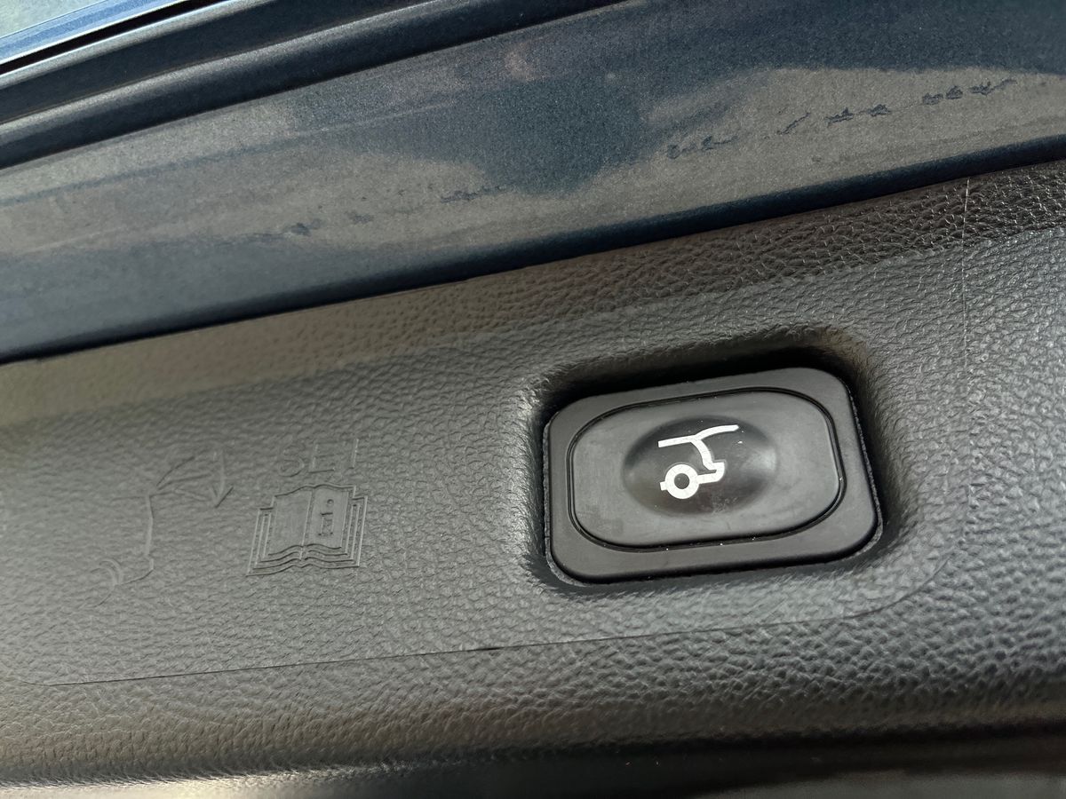 Used Ford S-Max 2023 for sale - 76351858: Photo 24