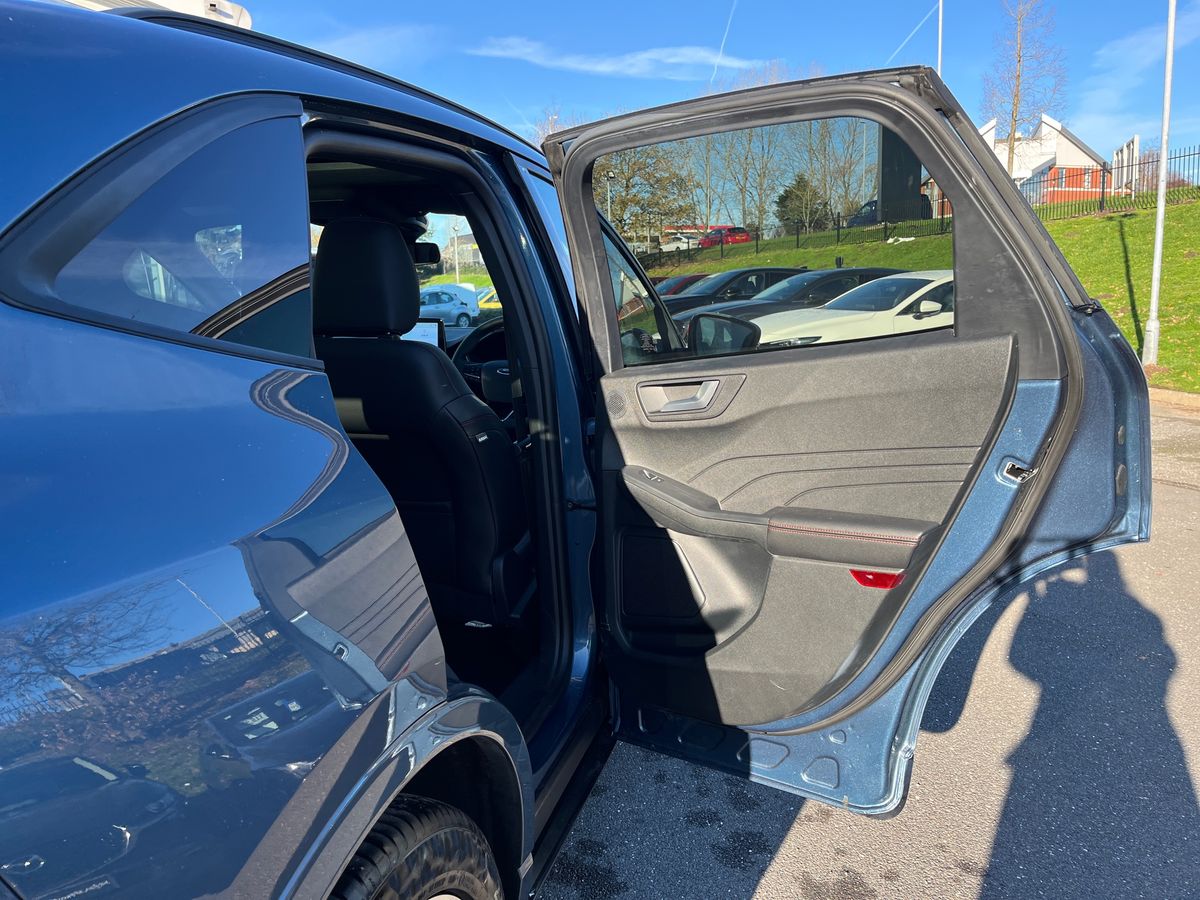 Used Ford Kuga 2023 for sale - 76650459: Photo 32