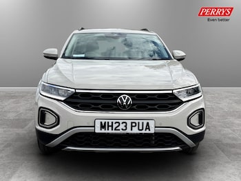 Used Volkswagen T-Roc 2023 for sale - 78825666: Photo