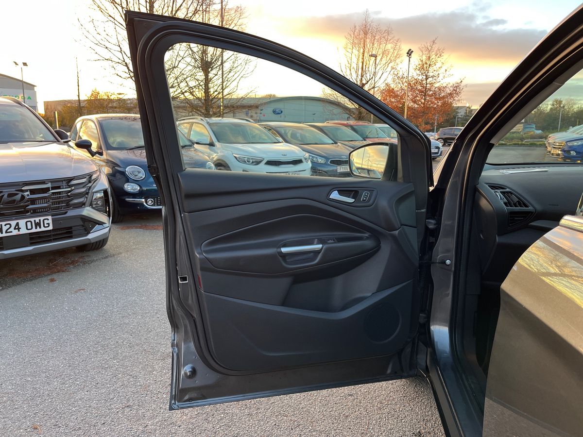 Used Ford Kuga 2018 for sale - 76650664: Photo 28