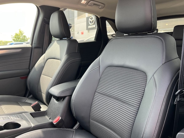 Used Ford Kuga 2022 for sale - 75568130: Photo 41