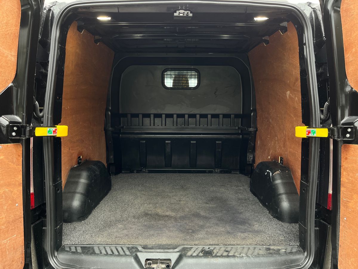 Used Ford Transit Custom 2022 for sale - 76565835: Photo 17