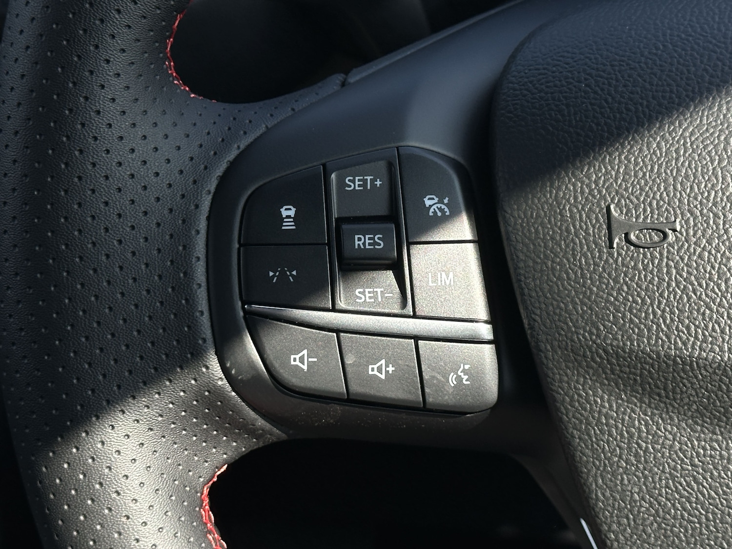 Used Ford Kuga 2026 for sale - 77517121: Photo 8