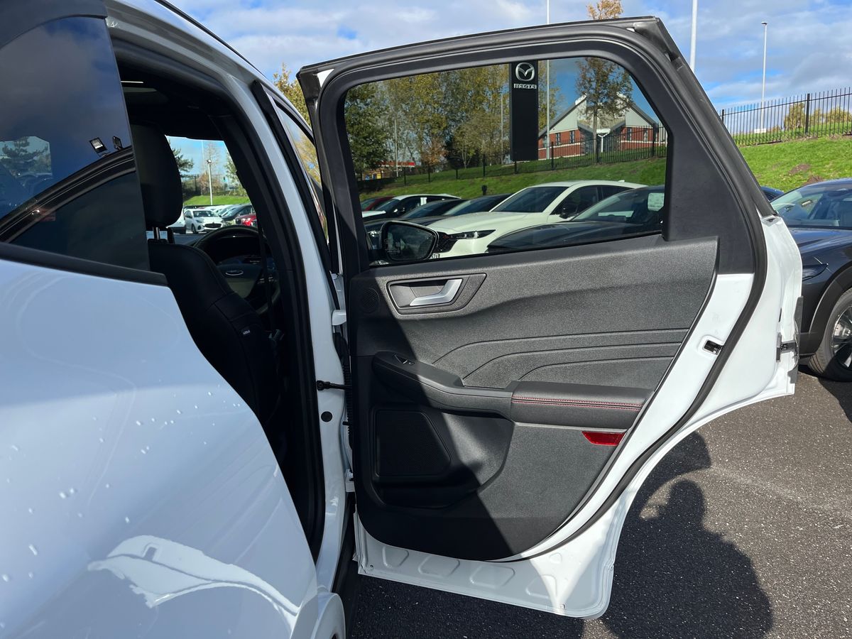 Used Ford Kuga 2023 for sale - 76341168: Photo 33
