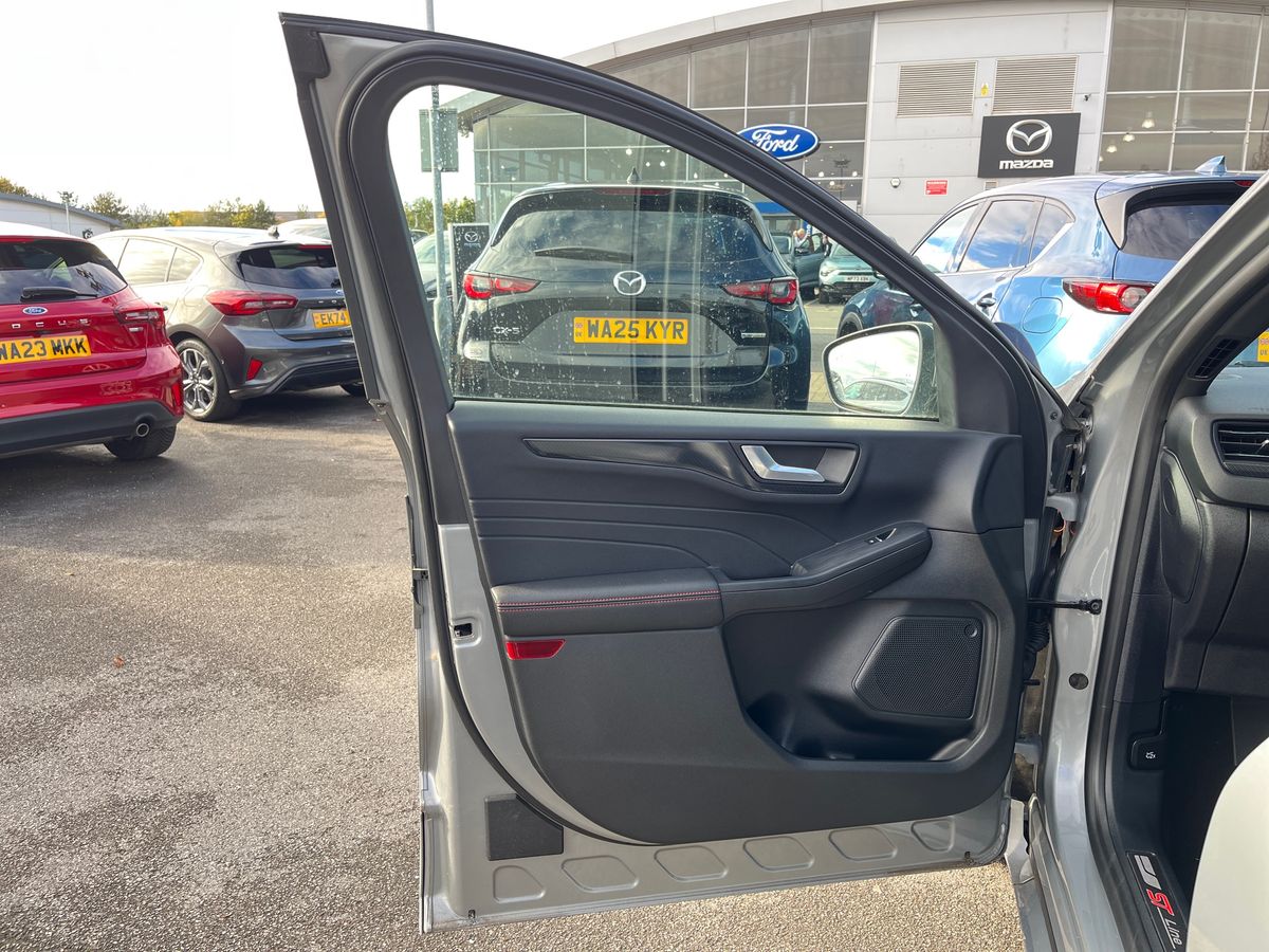 Used Ford Kuga 2022 for sale - 76341233: Photo 38
