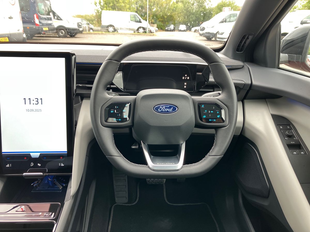 Used Ford Explorer 2025 for sale - 77125345: Photo 16