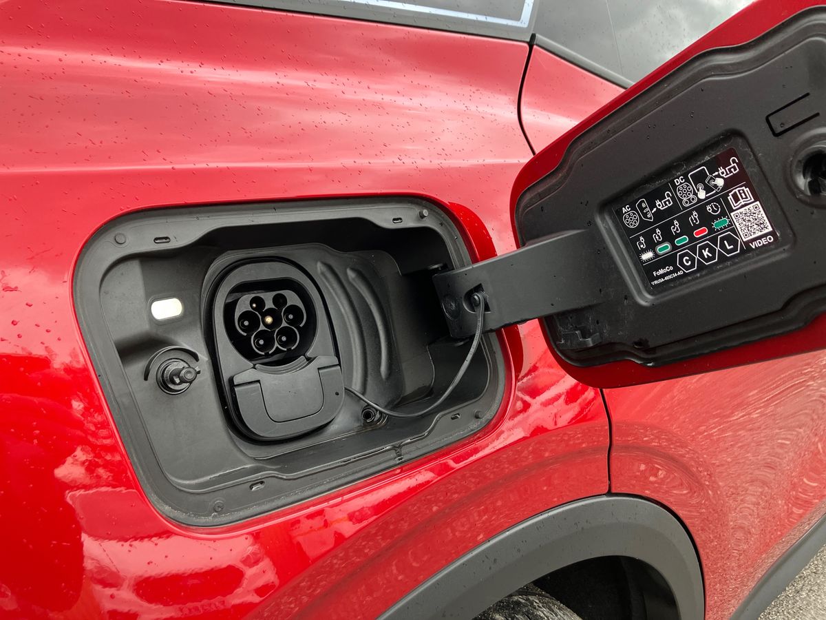 Used Ford Explorer 2025 for sale - 77125345: Photo 31