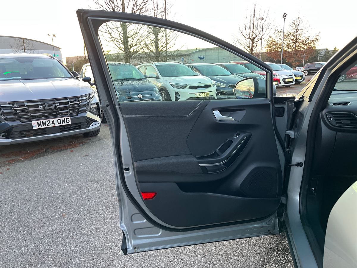 Used Ford Puma 2023 for sale - 76650640: Photo 30