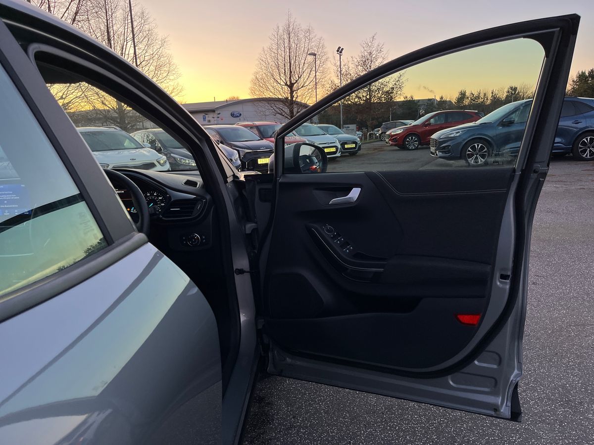 Used Ford Puma 2023 for sale - 76650640: Photo 43