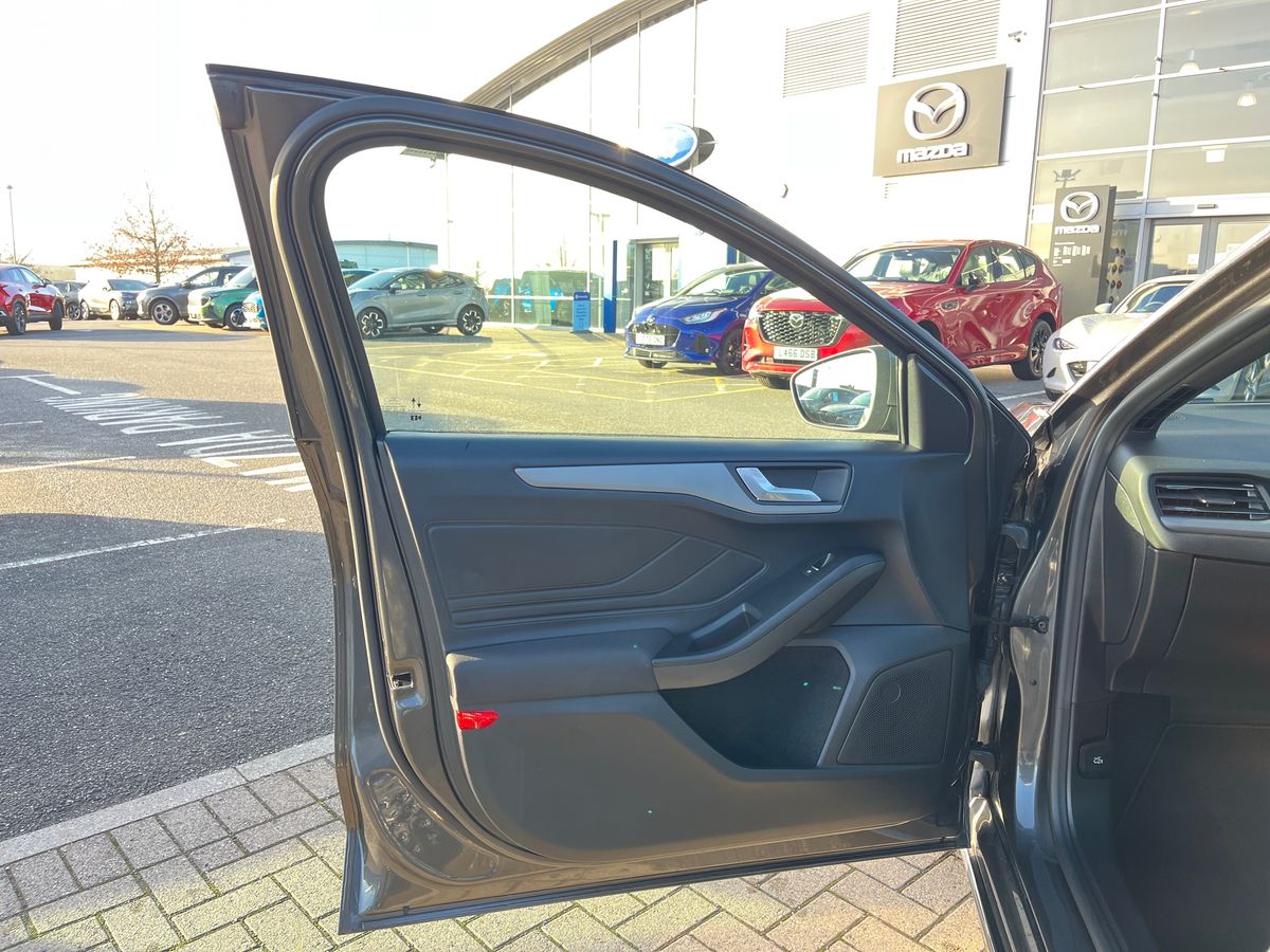 Used Ford Focus 2022 for sale - 77012087: Photo 33