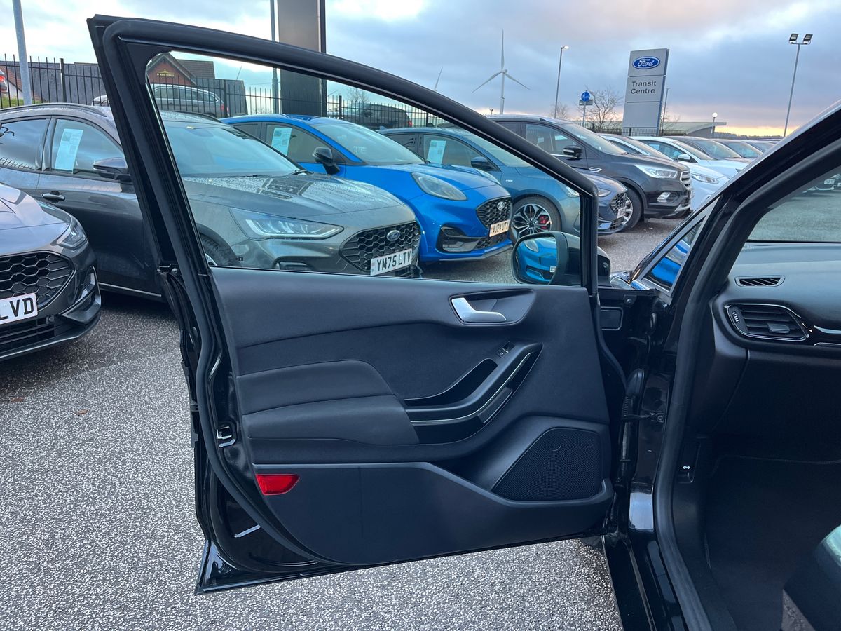 Used Ford Fiesta 2017 for sale - 77234159: Photo 29