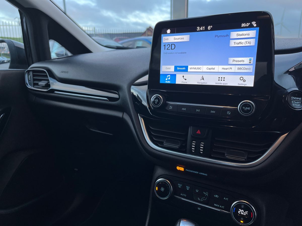 Used Ford Fiesta 2017 for sale - 77234159: Photo 30