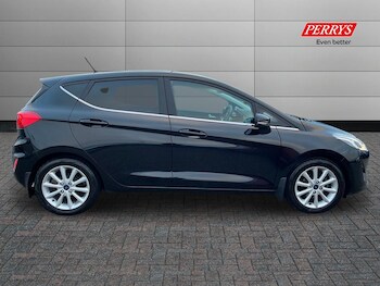 Used Ford Fiesta 2017 for sale - 77234159: Photo