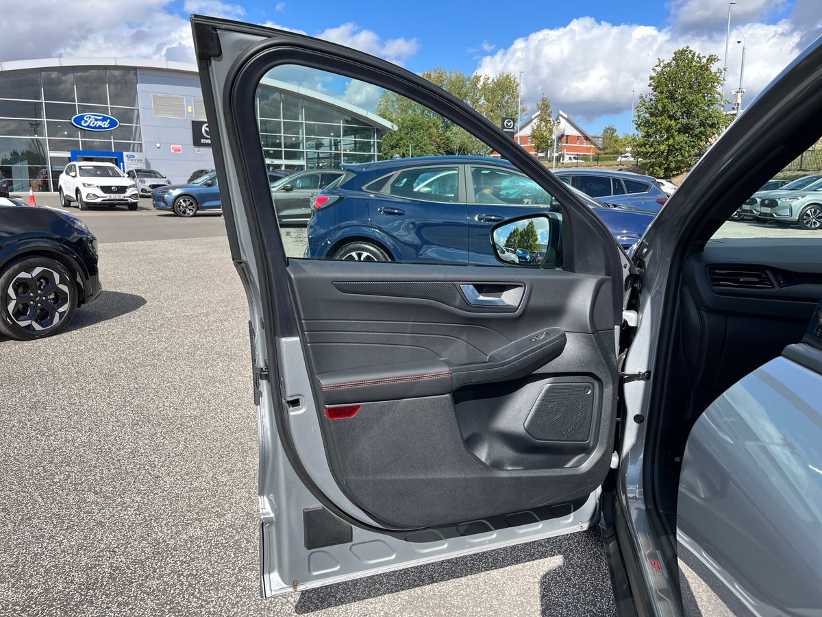 Used Ford Kuga 2025 for sale - 77125357: Photo 39