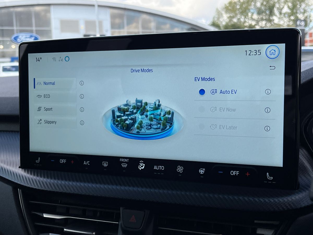 Used Ford Kuga 2025 for sale - 77125357: Photo 43