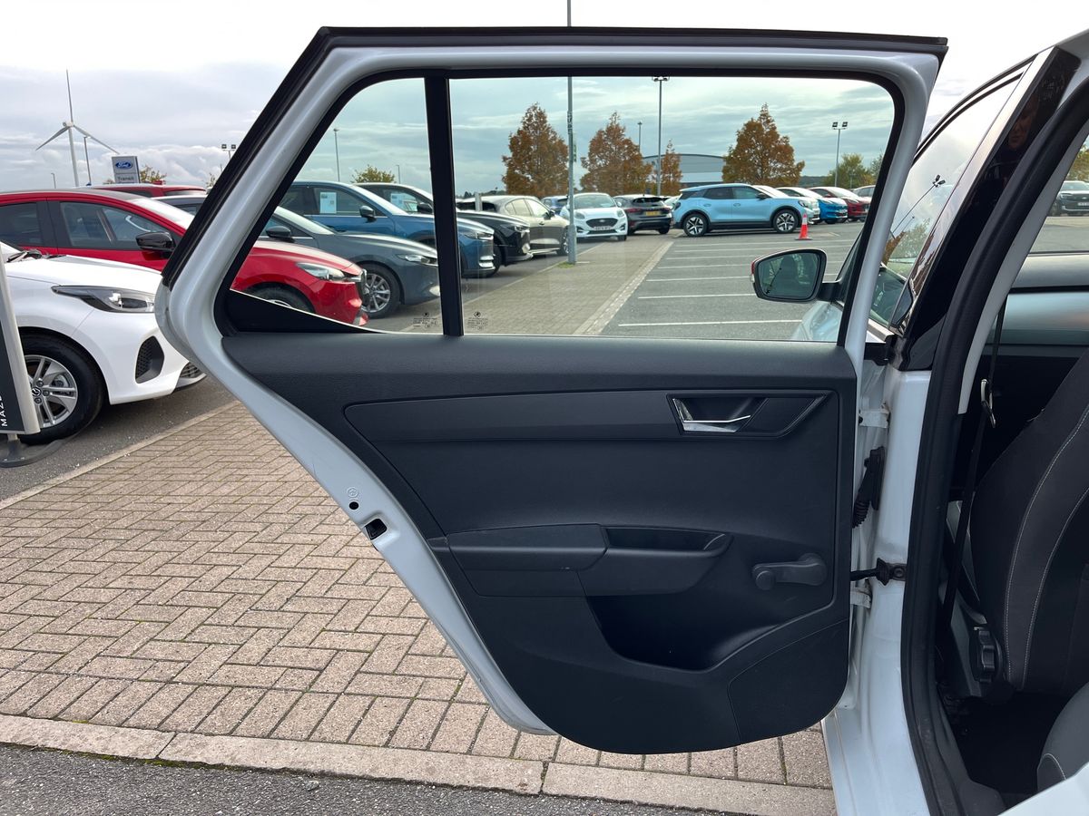 Used Skoda Fabia 2017 for sale - 76351893: Photo 28