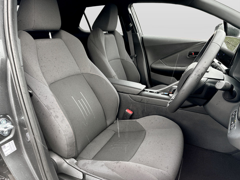 Used Toyota C-HR 2025 for sale - 77629568: Photo 24