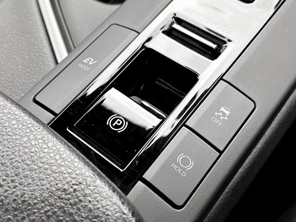 Used Toyota C-HR 2025 for sale - 77629568: Photo 38